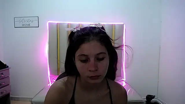 flakita sexyhot online show from October 6, 2025, 10:05 am