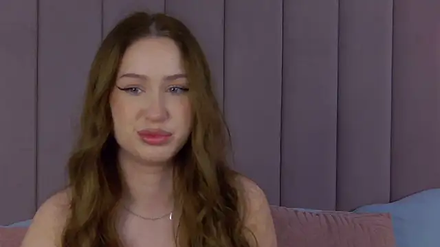 Jackie White  online show from September 24, 2025, 3:13 am