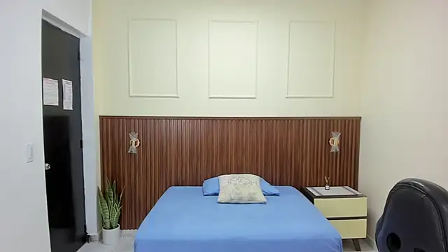 Snapshot of MELINAMARTINS chatting on September 17, 2025, 7:27 pm MELINAMARTINS online show from September 17, 2025, 7:27 pm