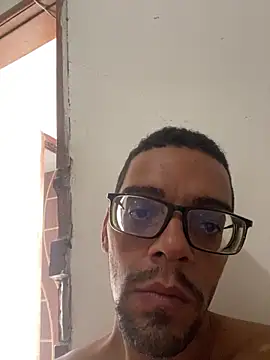 Diegodelicia online show from November 18, 2025, 1:03 pm