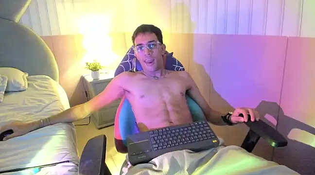 Snapshot of sweet_boy_sweet06 chatting on March 23, 2025, 2:37 am sweet boy sweet06 online show from March 23, 2025, 2:37 am