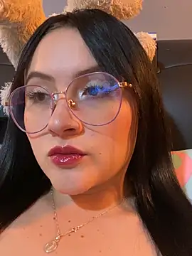 ValentinaOrtiz3 online show from September 14, 2025, 12:44 am