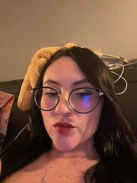 Snapshot of ValentinaOrtiz3 chatting on February 6, 2026, 1:34 am ValentinaOrtiz3 online show from February 6, 2026, 1:34 am