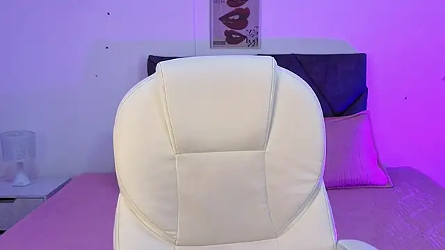 Snapshot of sara_sharma_ chatting on November 26, 2025, 1:22 pm sara sharma online show from November 26, 2025, 1:22 pm