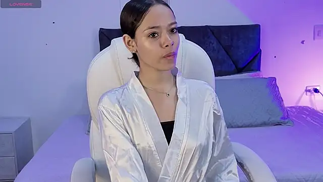 Snapshot of sara_sharma_ chatting on December 1, 2025, 1:56 pm sara sharma online show from December 1, 2025, 1:56 pm