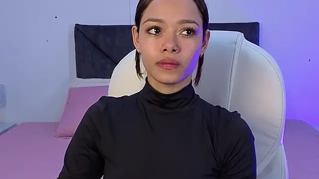 Snapshot of sara_sharma_ chatting on November 13, 2025, 4:22 pm sara sharma online show from November 13, 2025, 4:22 pm