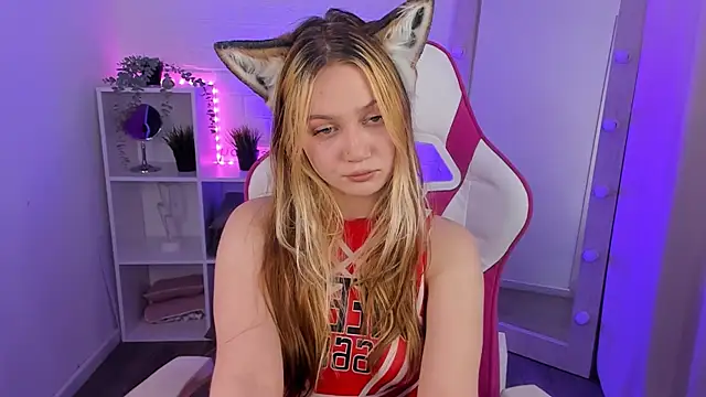 SweetieAngela online show from October 19, 2025, 2:20 pm