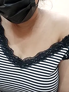 Sangitalive online show from November 4, 2025, 4:55 pm