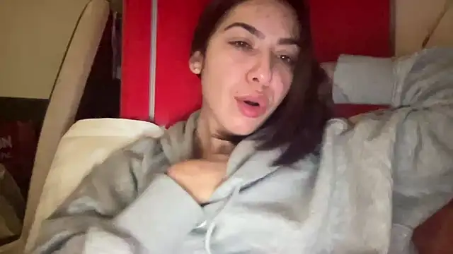 sarrah rossy online show from March 4, 2025, 1:55 am