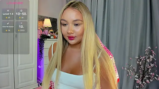  Loneve   online show from September 20, 2025, 2:11 pm