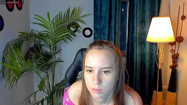 Lika 0ne online show from March 18, 2025, 12:17 pm