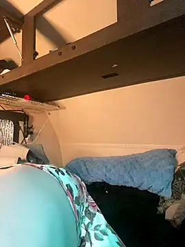 favoritestepsis online show from November 14, 2025, 9:13 am