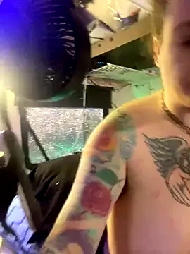 favoritestepsis online show from October 30, 2025, 10:28 pm