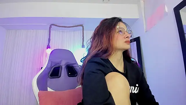 nicky angel1 online show from June 26, 2026, 8:03 pm