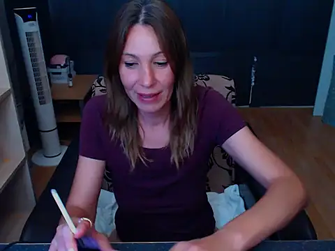 Snapshot of hannaha chatting on June 3, 2026, 7:29 pm hannaha online show from June 3, 2026, 7:29 pm