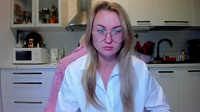 Snapshot of your_Goddess_Eva chatting on October 2, 2025, 5:55 am your Goddess Eva online show from October 2, 2025, 5:55 am