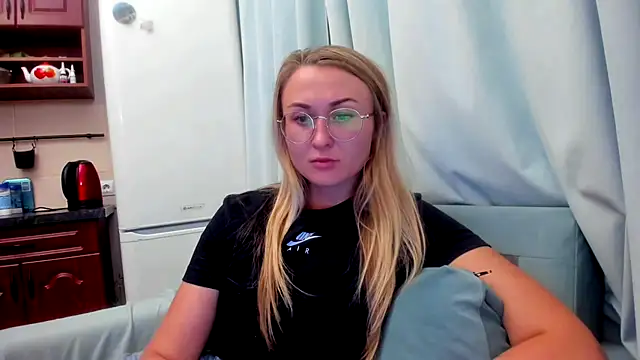 Snapshot of your_Goddess_Eva chatting on September 12, 2025, 6:40 pm your Goddess Eva online show from September 12, 2025, 6:40 pm