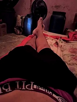 Snapshot of DamAlves49 chatting on November 18, 2025, 12:19 pm DamAlves49 online show from November 18, 2025, 12:19 pm