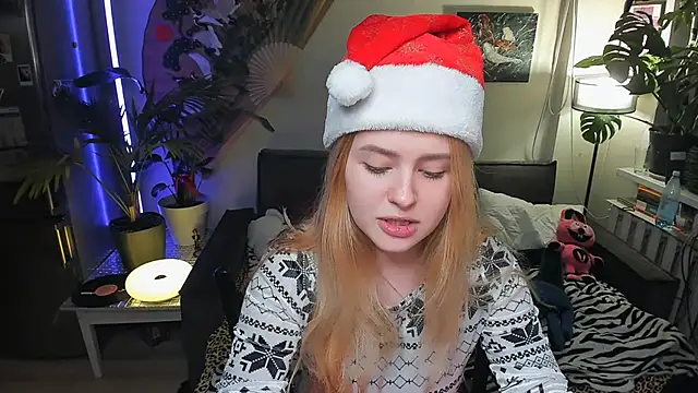 Alexa Pirs online show from December 18, 2025, 3:49 pm