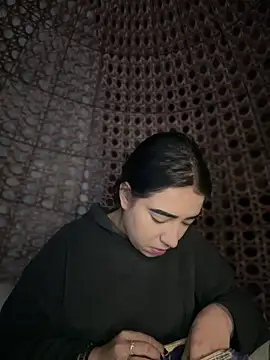 Scarlett-LS online show from October 24, 2025, 4:11 am