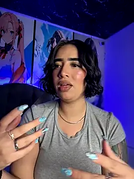 Scarlett-LS online show from December 1, 2025, 3:40 am