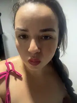 francy20 online show from October 16, 2025, 9:34 pm