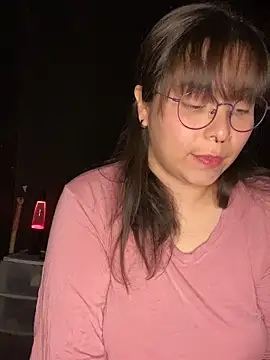 Solo yoss online show from November 10, 2025, 6:18 am