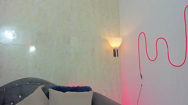 AntoniSantoss online show from September 23, 2025, 7:43 pm