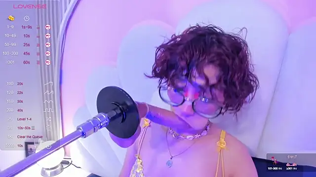 linda sofi   online show from March 9, 2025, 7:59 pm