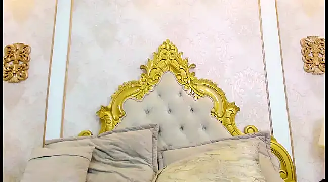 Snapshot of TianahGlow chatting on March 5, 2025, 6:23 pm TianahGlow online show from March 5, 2025, 6:23 pm