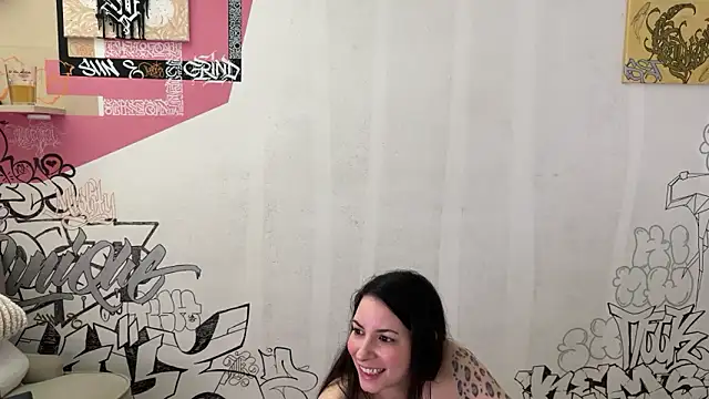 SandraSchon online show from March 18, 2025, 6:06 pm