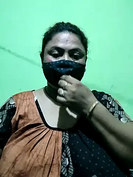 rani130 online show from October 26, 2025, 2:28 pm