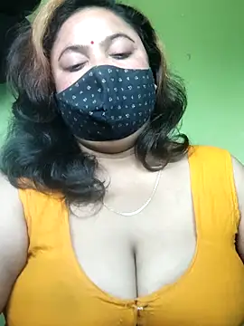 rani130 online show from November 18, 2025, 1:21 am