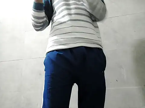 Lustyluckyy online show from February 27, 2025, 5:47 pm