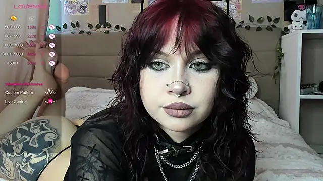 marynixoxo online show from March 14, 2026, 11:27 am