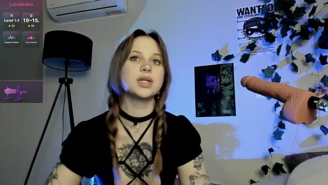 marynixoxo online show from March 9, 2025, 6:06 am