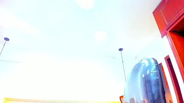 Snapshot of emma_purple_ chatting on October 29, 2025, 5:12 pm emma purple online show from October 29, 2025, 5:12 pm