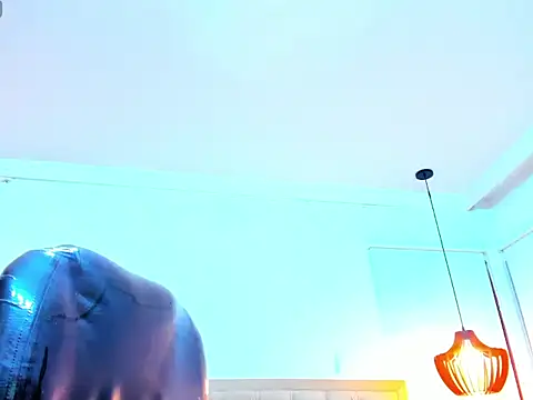 Snapshot of emma_purple_ chatting on October 4, 2025, 12:17 pm emma purple online show from October 4, 2025, 12:17 pm