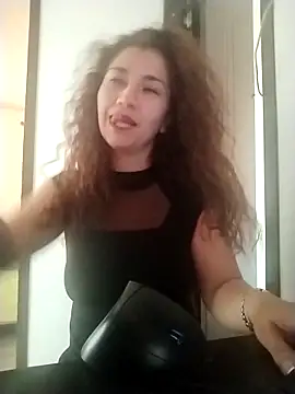 Snapshot of Cielo_carpentier69 chatting on September 19, 2025, 3:16 pm Cielo carpentier69 online show from September 19, 2025, 3:16 pm