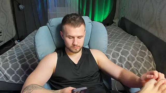 Vladik b online show from March 6, 2025, 9:20 pm