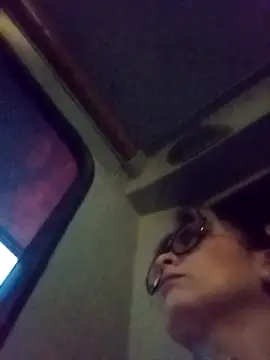 CandieGilson   online show from September 10, 2025, 10:47 am