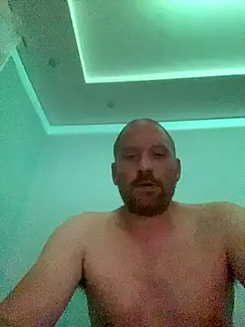 Krzysiekg123 online show from October 13, 2025, 5:03 pm