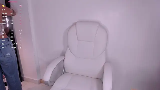 Snapshot of julietaevanns chatting on March 2, 2025, 3:34 am julietaevanns online show from March 2, 2025, 3:34 am