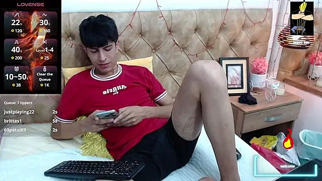 Estiv18  online show from March 16, 2025, 9:16 am