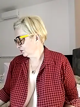 Pumabionda online show from November 14, 2025, 10:13 pm