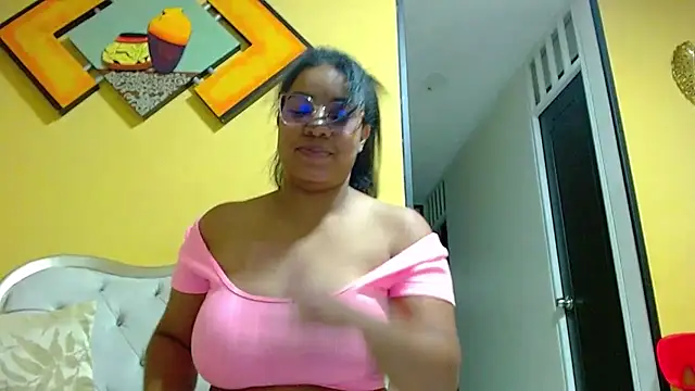 kendrakaramelo online show from September 29, 2025, 10:59 pm