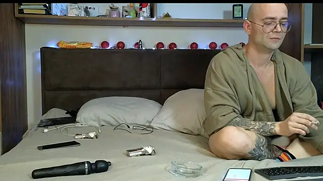 JackAdelaide online show from April 9, 2026, 12:01 am