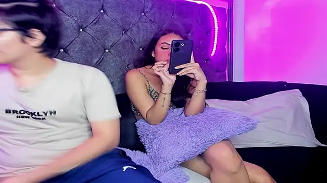 EmilyPacho  online show from November 29, 2025, 3:12 pm