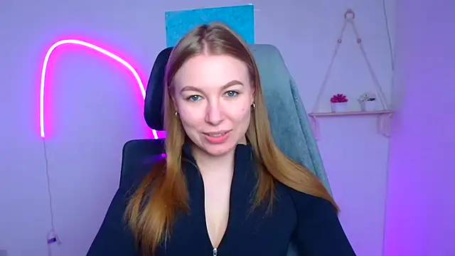 Snapshot of Dana_flowers chatting on March 2, 2026, 2:24 pm Dana flowers online show from March 2, 2026, 2:24 pm