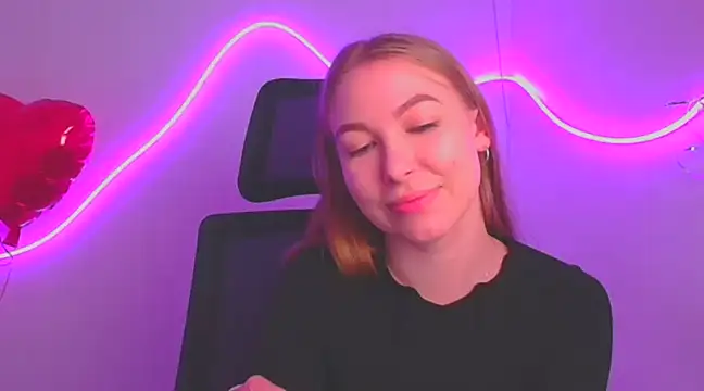 Snapshot of Dana_flowers chatting on March 11, 2025, 9:13 am Dana flowers online show from March 11, 2025, 9:13 am